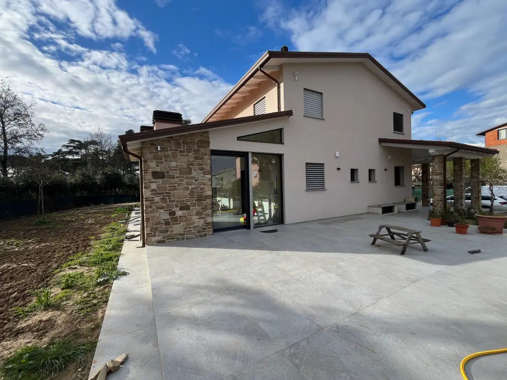 Casa in legno o muratura: una casa in legno Tecla finita, per confrontare i due modi di costruire